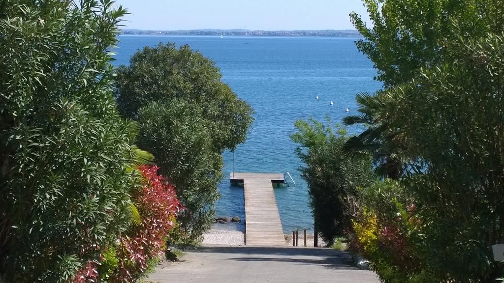 Campeggio Delle Rose Moniga del Garda Екстериор снимка